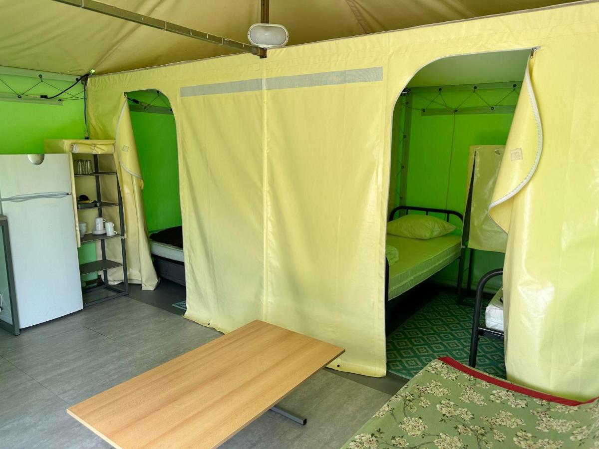Les Eychecadous Hotel Artigat Bagian luar foto