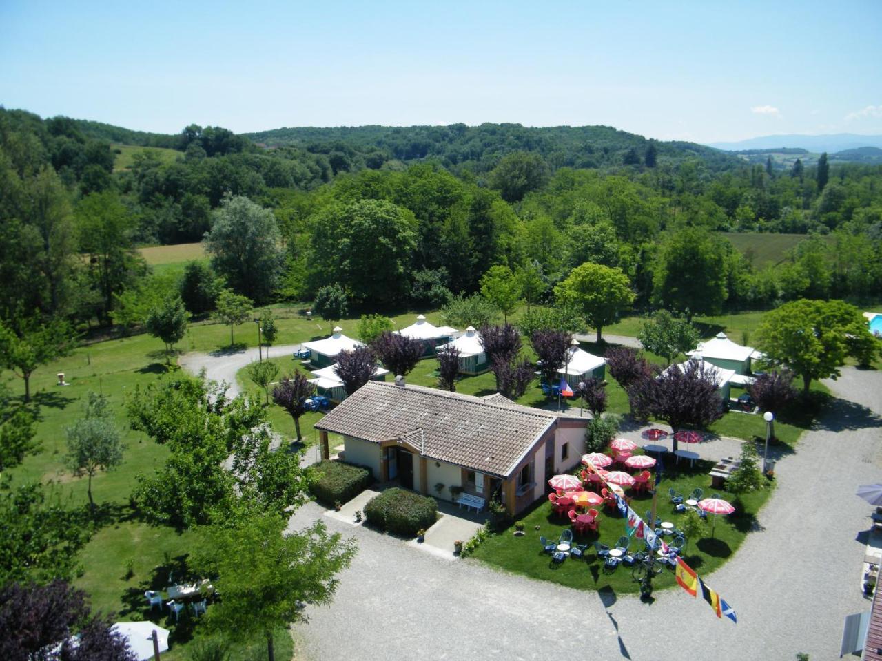 Les Eychecadous Hotel Artigat Bagian luar foto